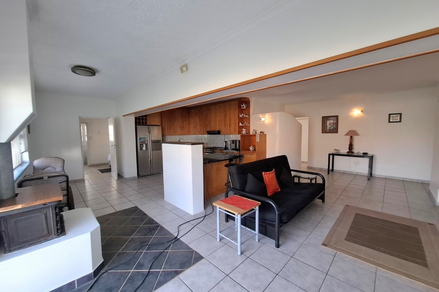 5 Bedroom Property for Sale in Bettys Bay Western Cape